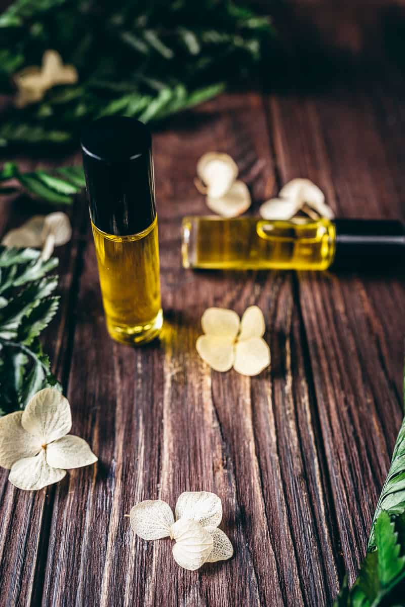 Diy roll on online perfume with essential oils