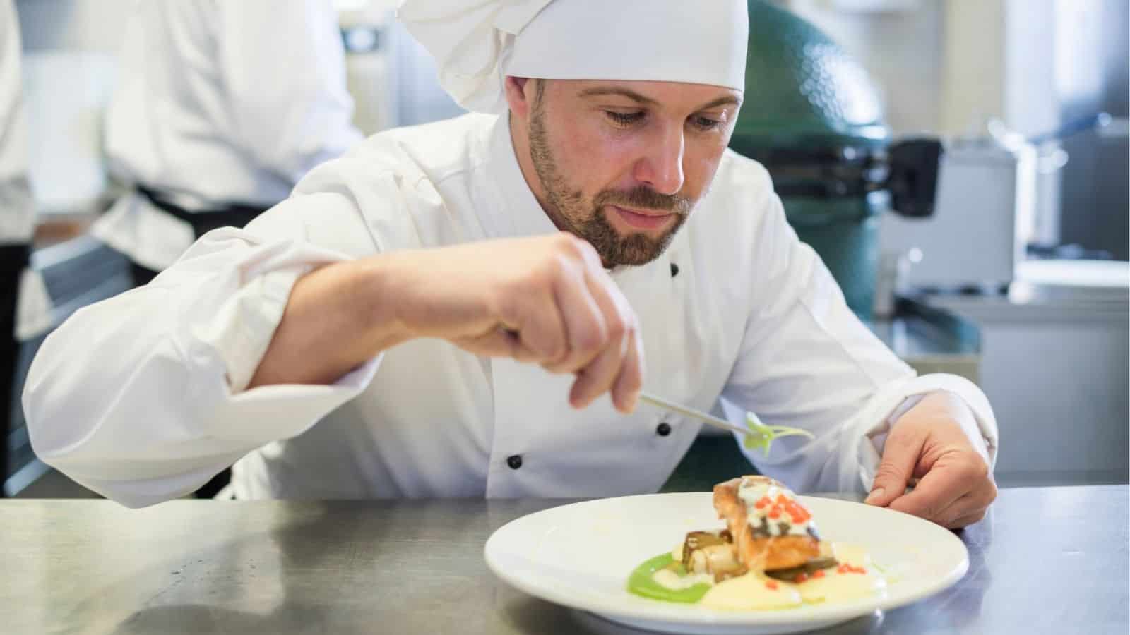 These 10 Foraged Ingredients Are a Chef’s Secret Weapon • Schisandra
