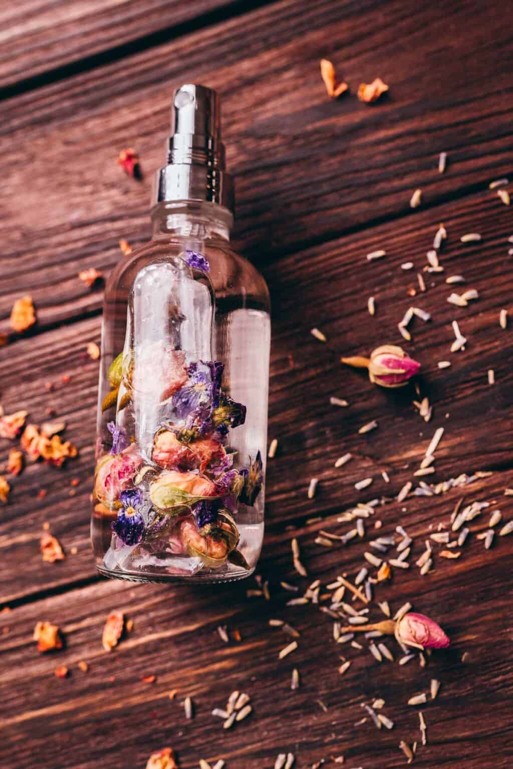 DIY Aromatherapy Mood Mist Spray (Easy Homemade Recipe)