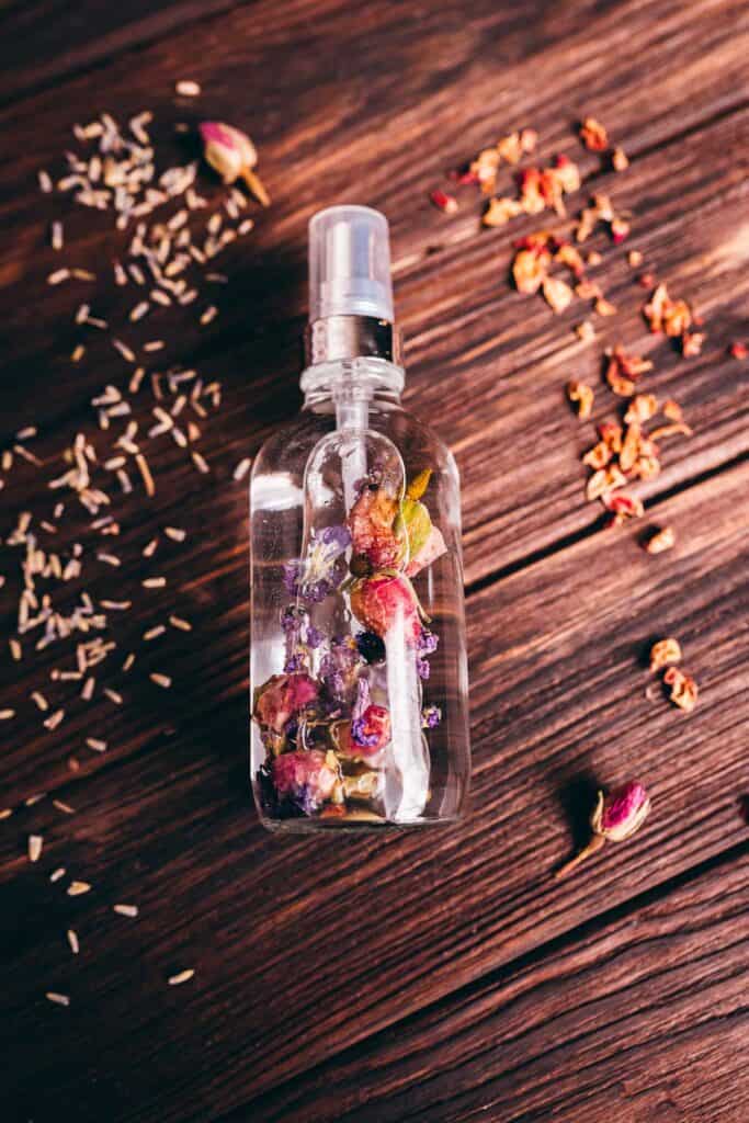 DIY Aromatherapy Mood Mist Spray (Easy Homemade Recipe)